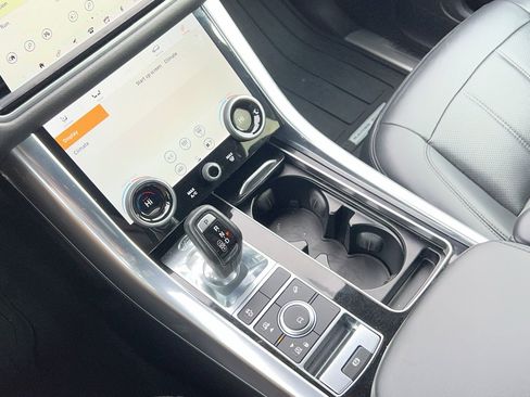 Used 2021 Land Rover Range Rover Sport HSE Silver Edition image 22