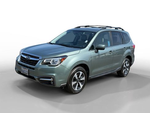 Used 2018 Subaru Forester 2.5i Limited AWD/4WD image 1