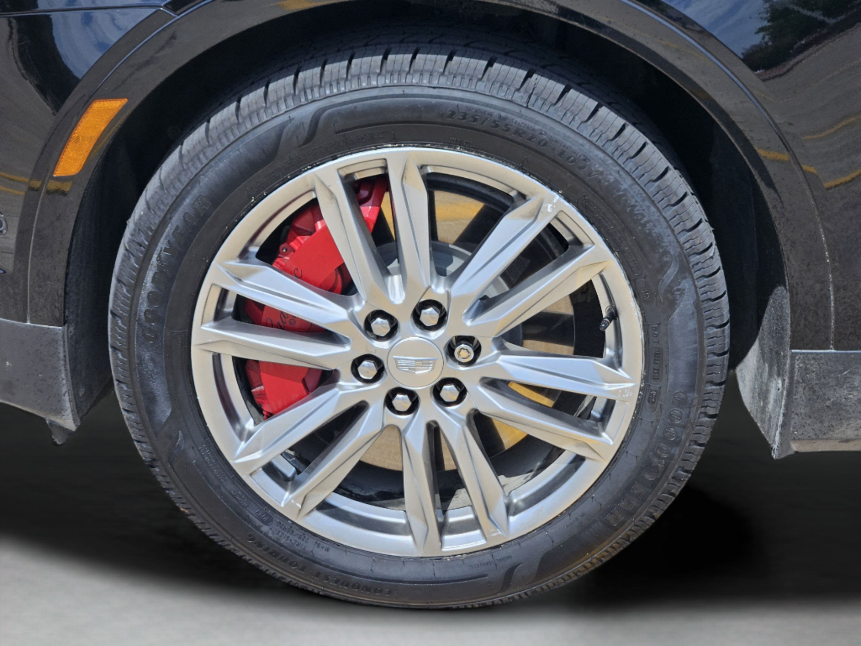 Used 2023 Cadillac XT5 Sportv w/ Technology Package AWD/4WD image 32