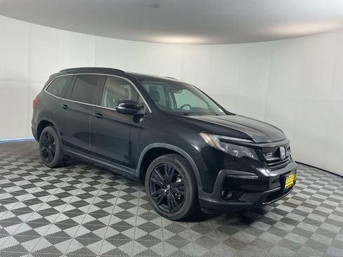 Used 2021 Honda Pilot Special Edition image 3