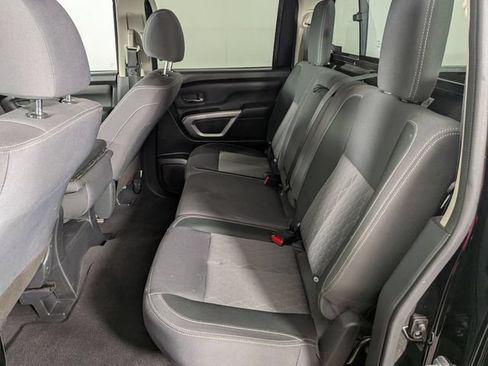 Used 2023 Nissan Titan SV AWD/4WD image 21