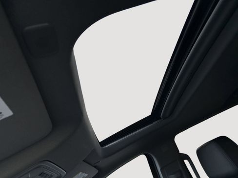 Used 2024 Chevrolet Silverado 1500 LT Trail Boss w/ Convenience Package II image 20