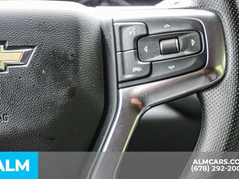 Used 2025 Chevrolet Blazer LT FWD image 29