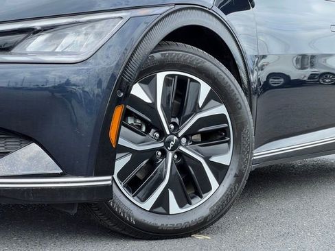 Certified 2024 Kia EV6 Wind w/ Wind Technology Package AWD/4WD image 2