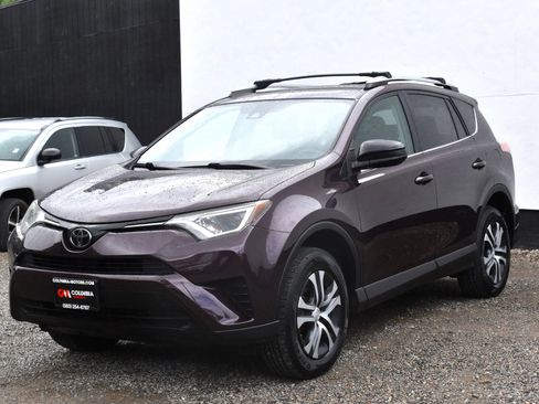 Used 2017 Toyota RAV4 LE w/ All Weather Liner Package AWD/4WD image 34