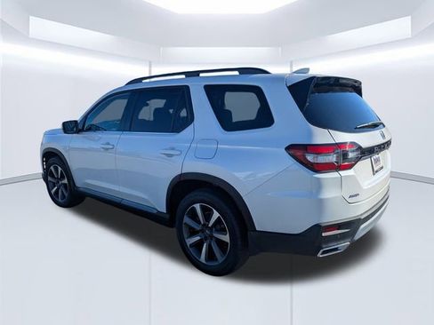 Used 2024 Honda Pilot Elite image 7