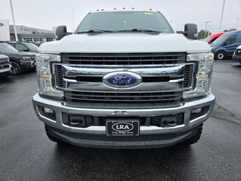 Used 2017 Ford F350 XLT w/ XLT Value Package image 8