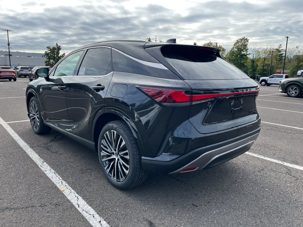 New 2026 Lexus RX 350 w/ Convenience Package AWD/4WD image 2