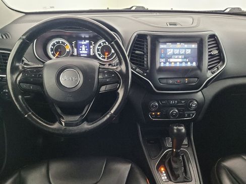 Used 2021 Jeep Cherokee Latitude Plus FWD image 22