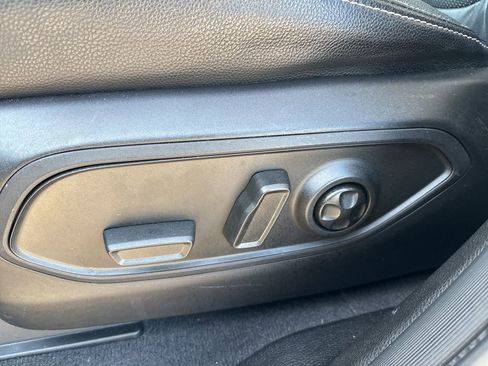 Used 2022 Jeep Grand Cherokee L Laredo w/ Luxury Tech Group I image 11