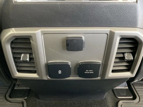 Used 2019 Ford F150 Lariat w/ Trailer Tow Package image 16