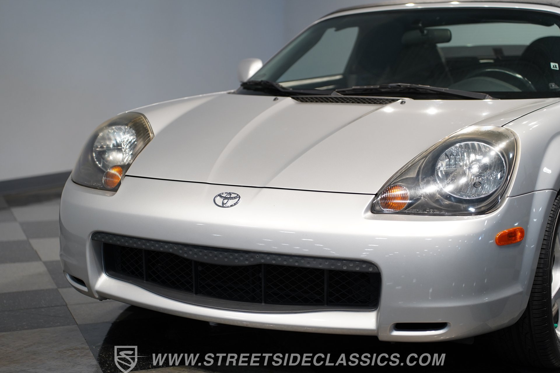 Used 2001 Toyota MR2 RWD image 20