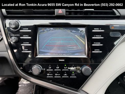 Used 2020 Toyota Camry L w/ Carpet Mat Package image 18