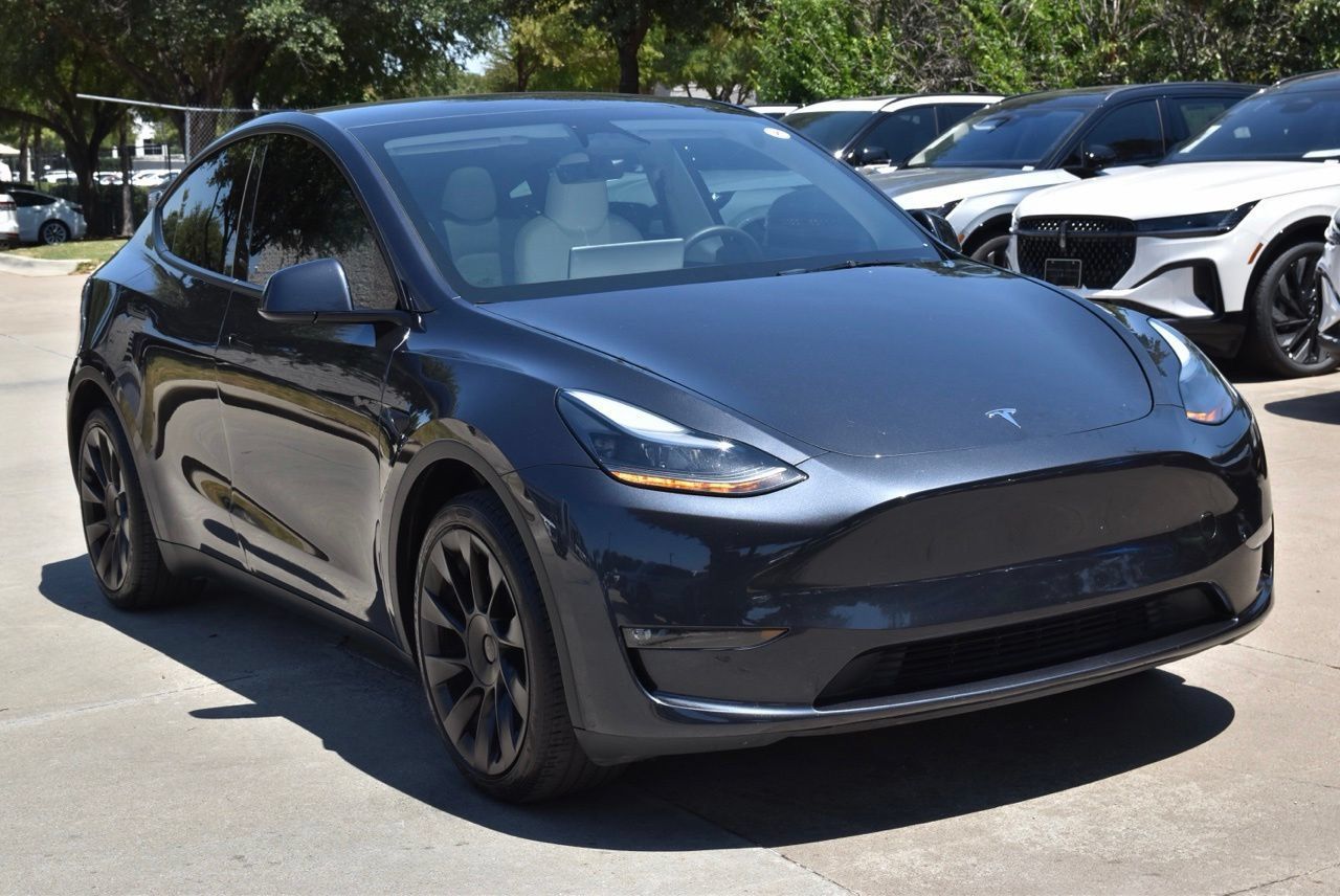Used 2025 Tesla Model Y Long Range AWD/4WD image 4