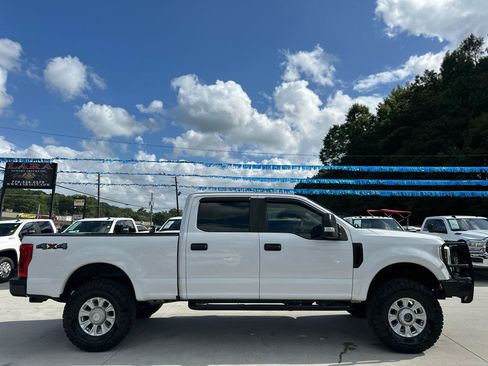 Used 2019 Ford F250 XL w/ Power Equipment Group AWD/4WD image 8