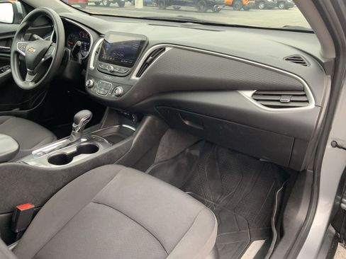 Used 2024 Chevrolet Malibu LT FWD image 55