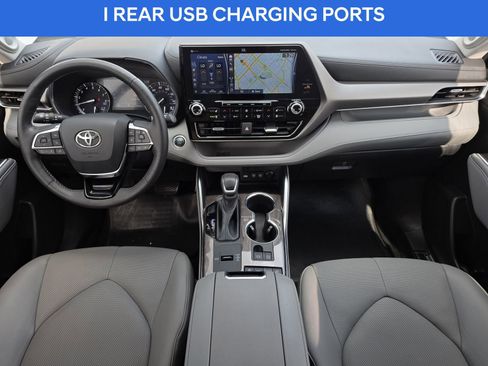 Used 2020 Toyota Highlander Limited image 13