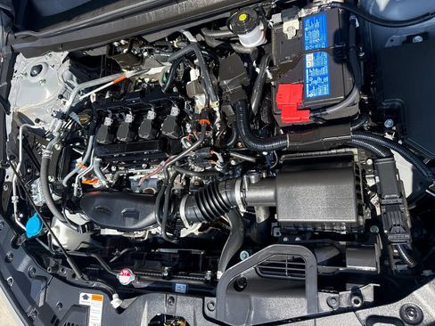 Used 2025 Honda Accord SE image 36
