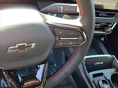 New 2026 Chevrolet Equinox RS image 20