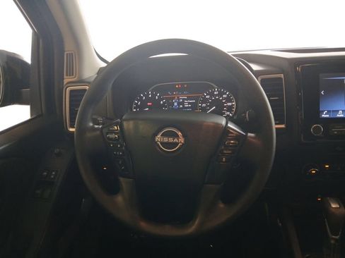 Used 2024 Nissan Frontier SV w/ Technology Package RWD image 12