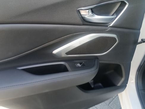 Used 2024 Acura RDX SH-AWD image 19