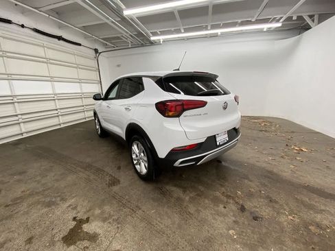 Used 2021 Buick Encore GX Preferred w/ Cold Weather Comfort Package image 4