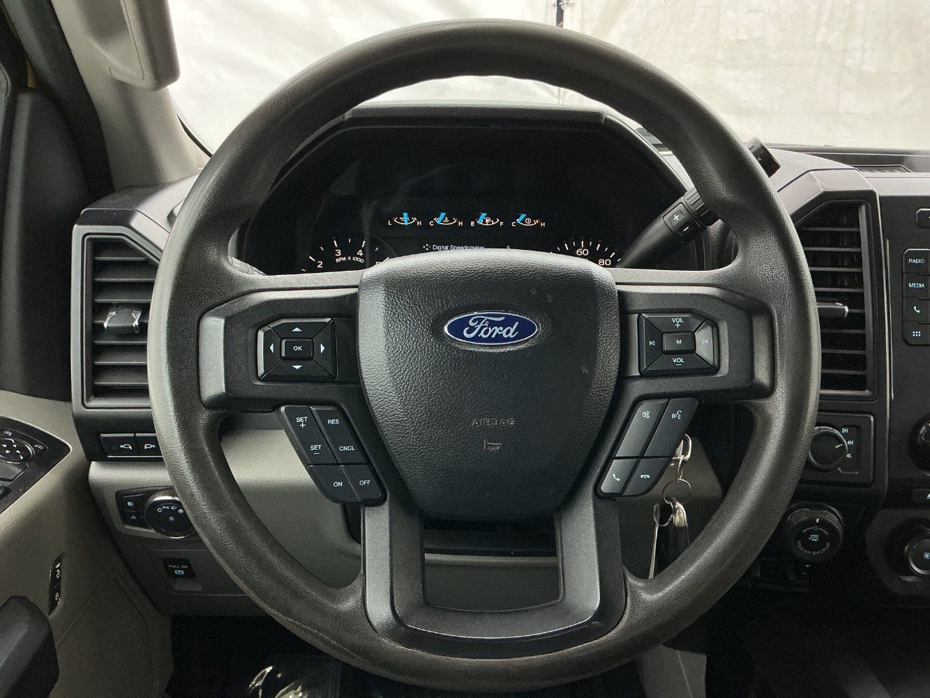 Used 2018 Ford F150 XL w/ Equipment Group 101A Mid AWD/4WD image 33