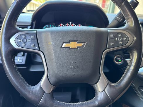 Used 2018 Chevrolet Tahoe Premier AWD/4WD image 33