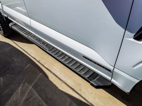 Used 2025 Ford F150 Lariat w/ Equipment Group 501A Mid image 41