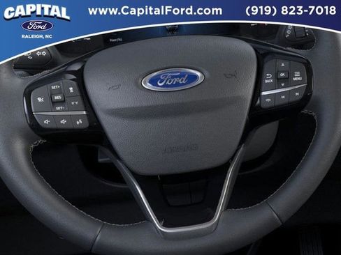 New 2026 Ford Escape SE image 12