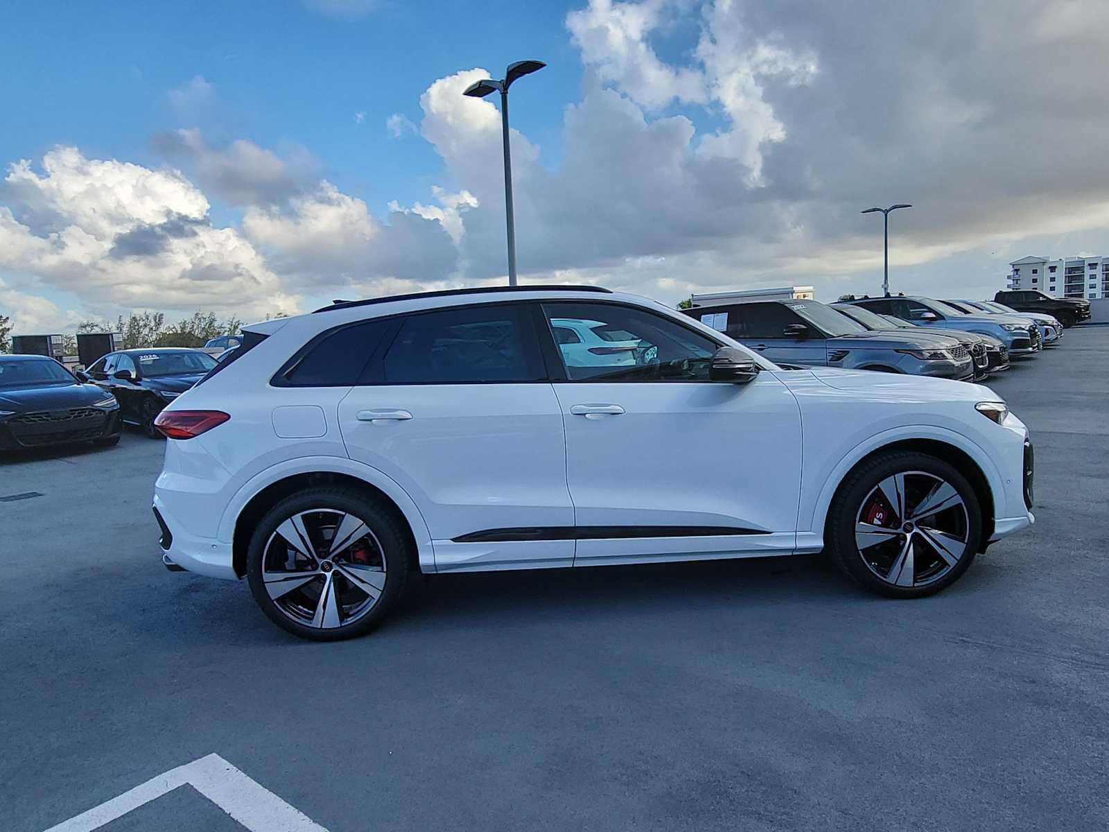 New 2026 Audi SQ5 Premium Plus AWD/4WD image 7