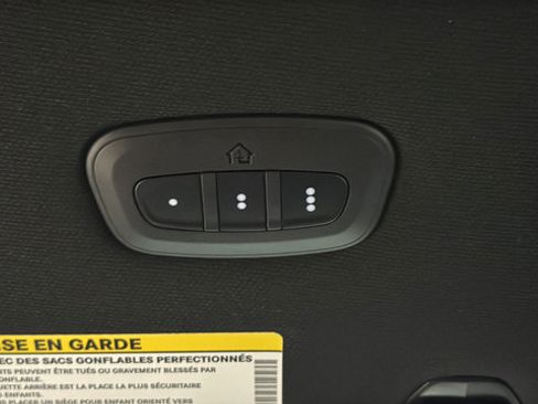 Used 2022 RAM 2500 Big Horn w/ Night Edition AWD/4WD image 35