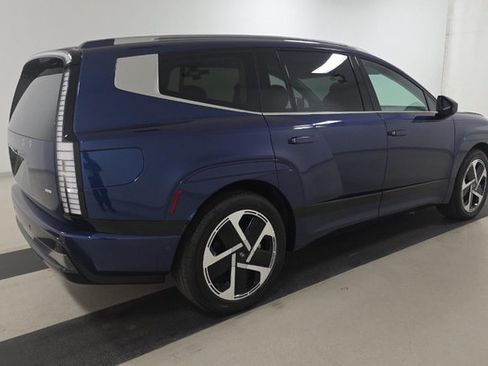 Used 2026 Hyundai Ioniq 9 Calligraphy AWD/4WD image 3