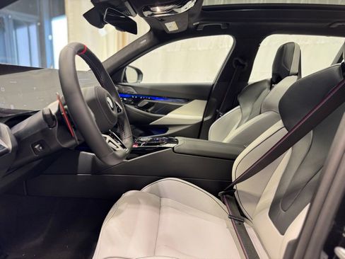 New 2026 BMW M5 Touring image 20