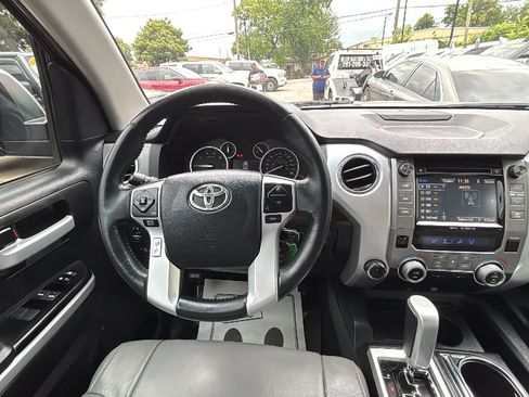 Used 2017 Toyota Tundra Limited w/ Limited Premium Package AWD/4WD image 15