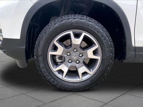 Used 2023 Honda Passport TrailSport image 11