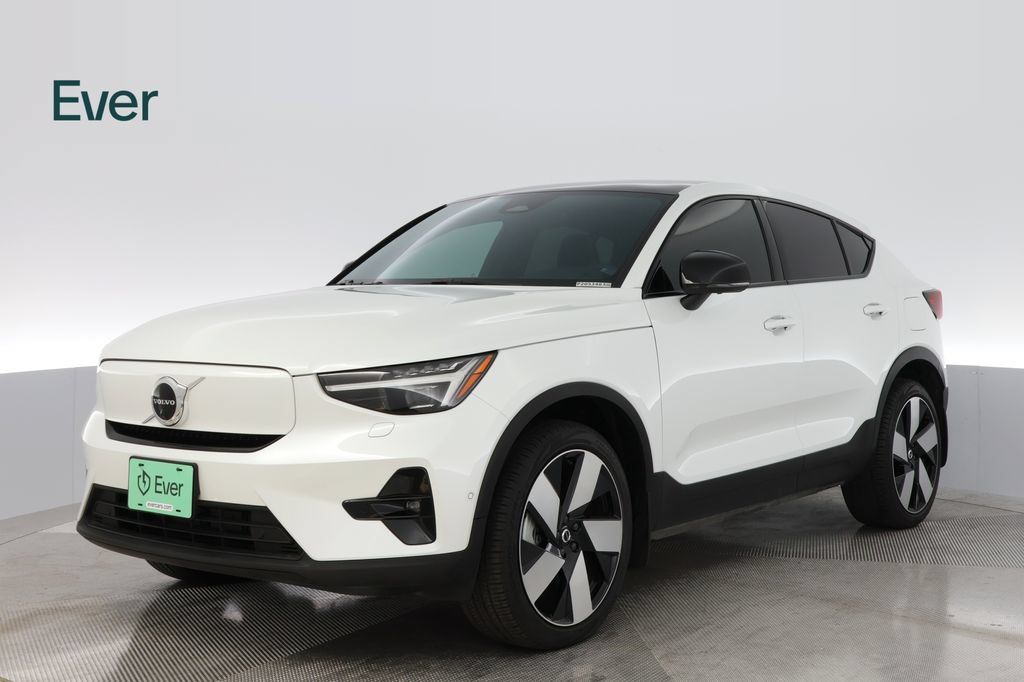 Used 2023 Volvo C40 P8 Recharge Ultimate AWD/4WD image 2