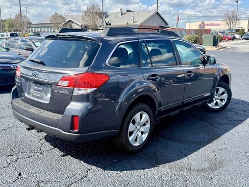 Used 2010 Subaru Outback 2.5i Premium AWD/4WD image 5