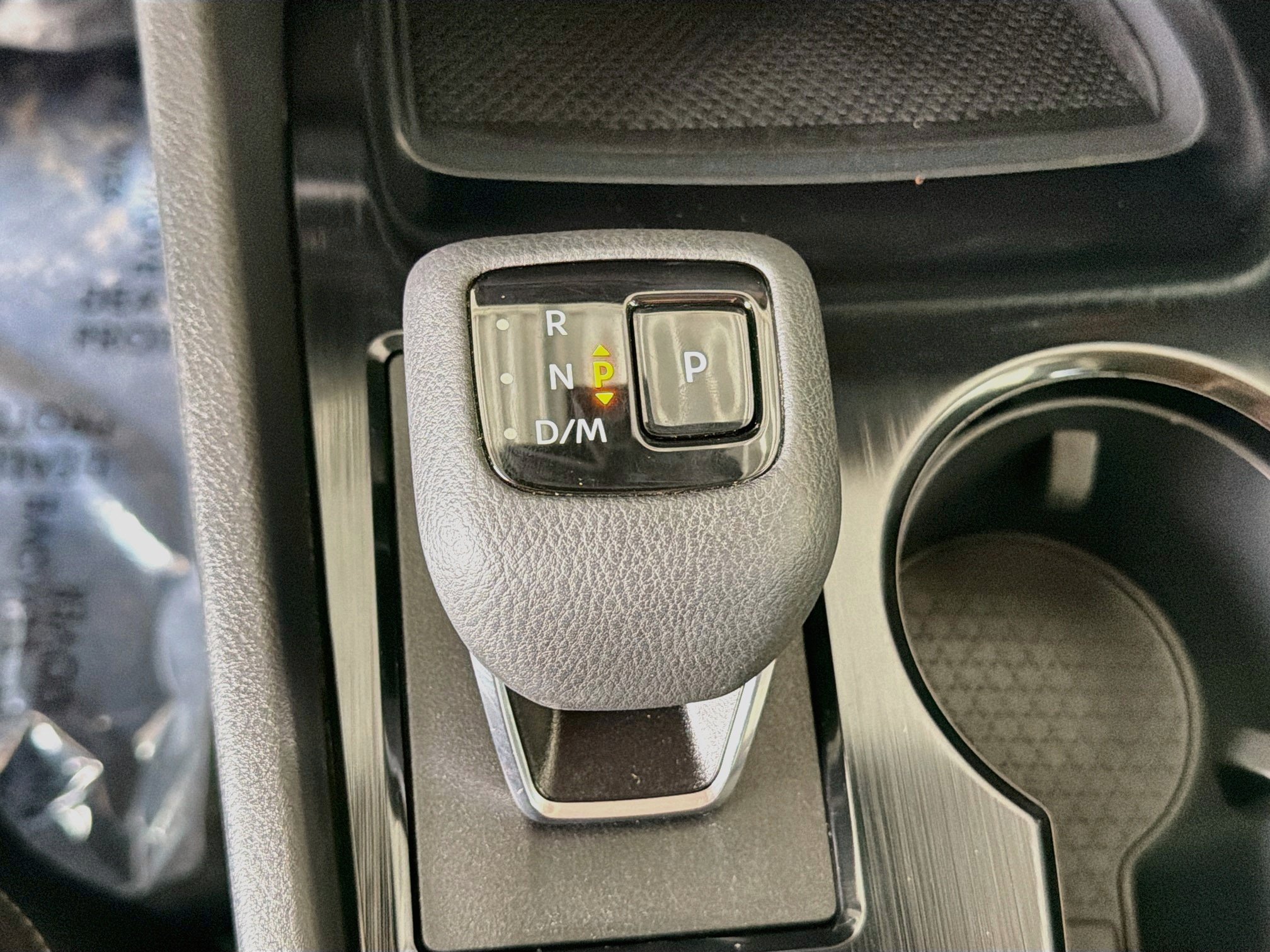Used 2025 Nissan Rogue SV AWD/4WD image 23