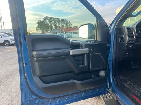 Used 2019 Ford F150 Raptor w/ Equipment Group 802A Luxury image 9