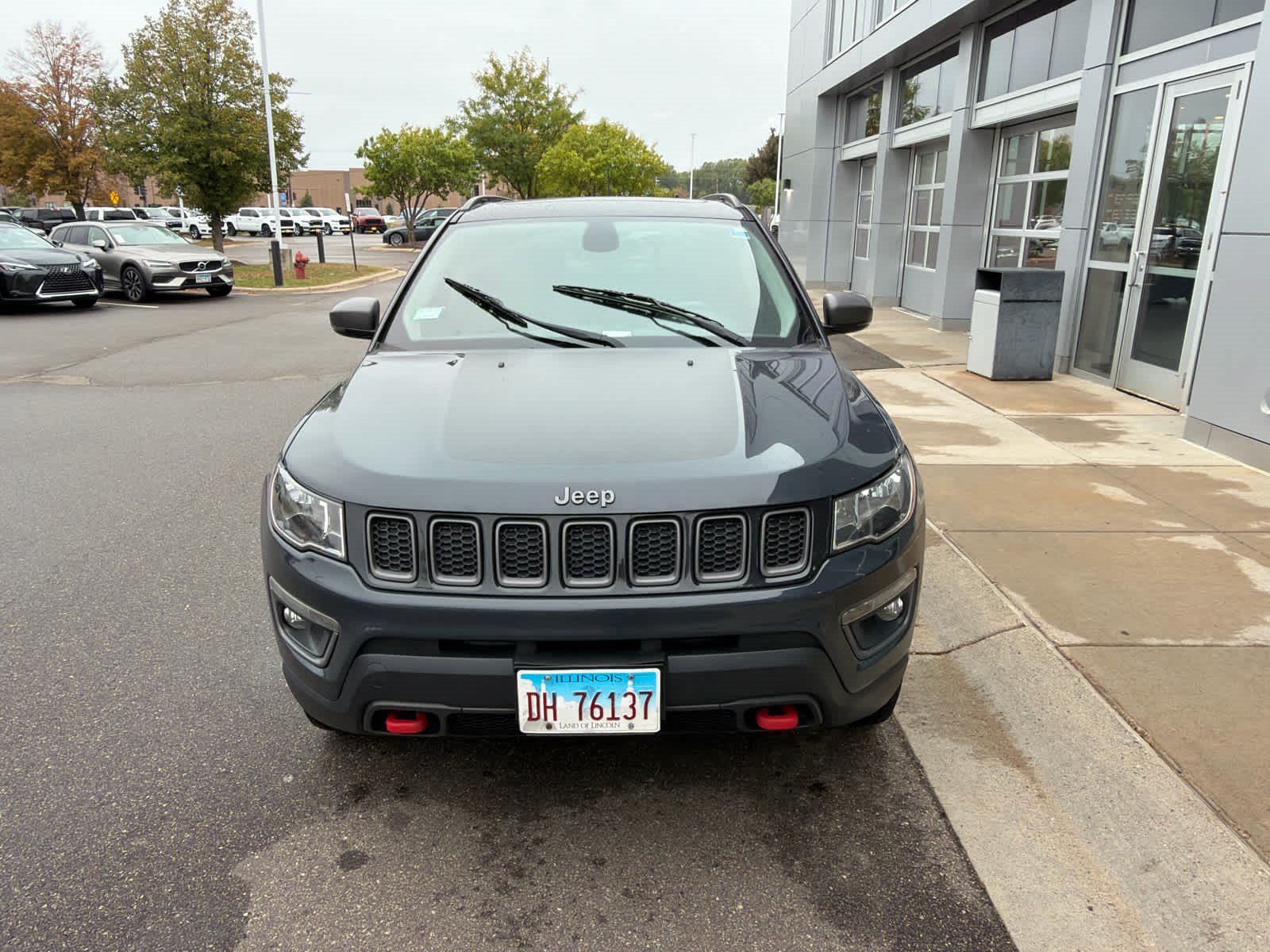 Used 2018 Jeep Compass Trailhawk w/ Leather Interior Group AWD/4WD image 3
