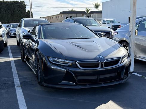 Used 2019 BMW i8 Roadster image 2