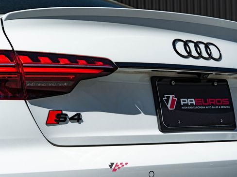 Used 2021 Audi S4 Premium Plus w/ Premium Plus Package image 34