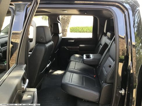 Used 2022 GMC Sierra 3500 Denali AWD/4WD image 9
