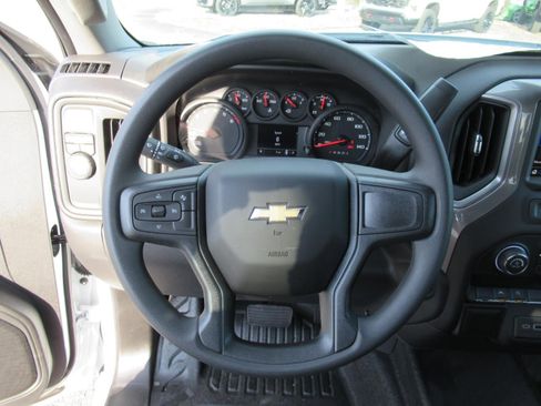 New 2026 Chevrolet Silverado 1500 W/T w/ WT Value Package RWD image 17
