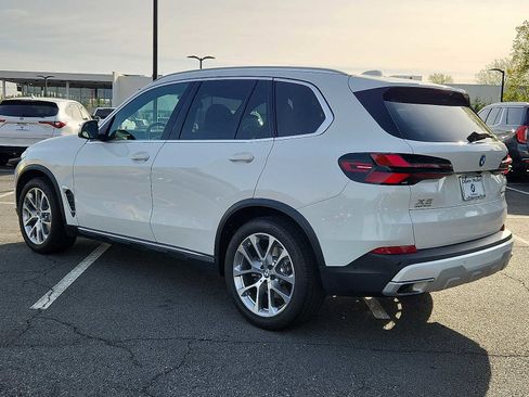 Certified 2024 BMW X5 xDrive40i w/ Premium Package AWD/4WD image 4