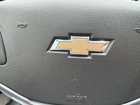 Used 2015 Chevrolet Impala LTZ FWD image 20