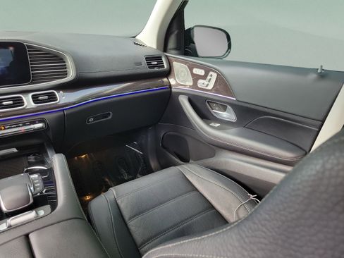 Used 2023 Mercedes-Benz GLS 450 4MATIC image 21