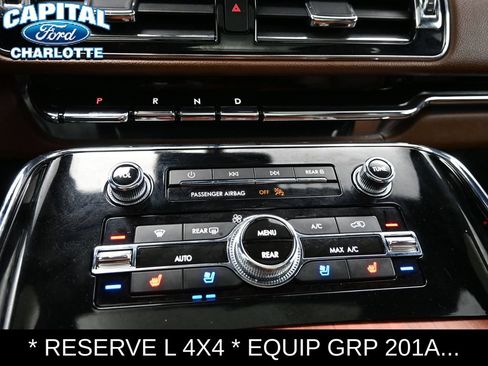 Used 2024 Lincoln Navigator L Reserve AWD/4WD image 17