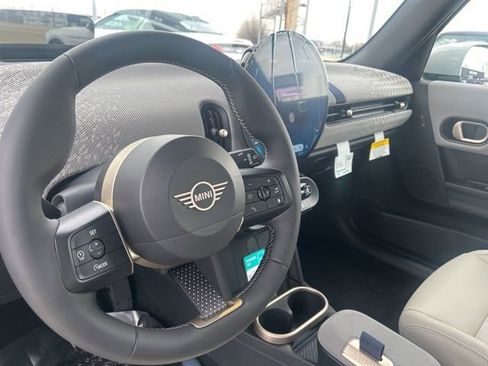 New 2026 MINI Cooper 4-Door Hardtop image 17